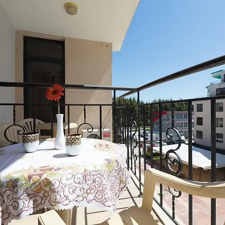 Apartment ❤2bedroom Aprtmnt W Kitchen,pool View,washer❤rf❤ *